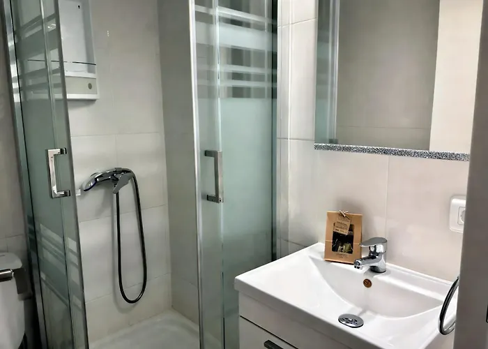 Lovely World - La Nogalera Apartmán