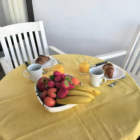 Lovely World - La Nogalera *