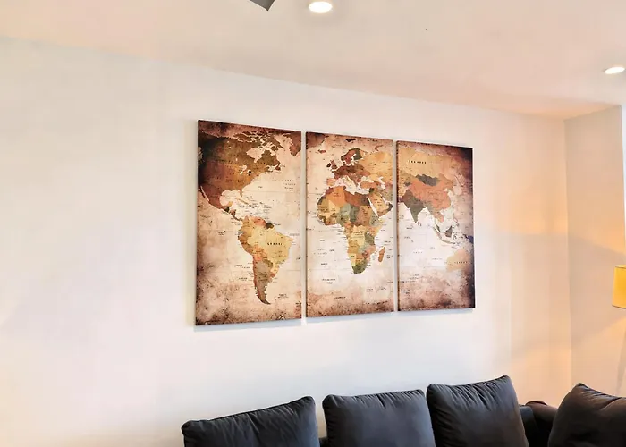 Lovely World - La Nogalera